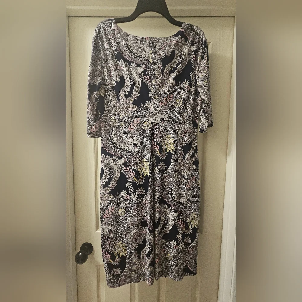 Connected Apparel Size 16 Dress. - Picture 2 of 4